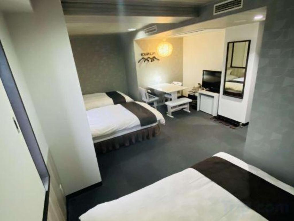 Miyakonojo Sun Plaza Hotel מראה חיצוני תמונה