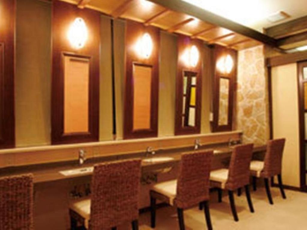 Miyakonojo Sun Plaza Hotel מראה חיצוני תמונה