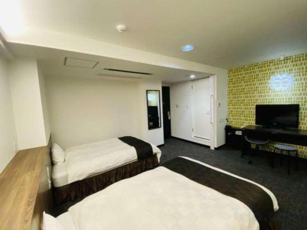 Miyakonojo Sun Plaza Hotel מראה חיצוני תמונה