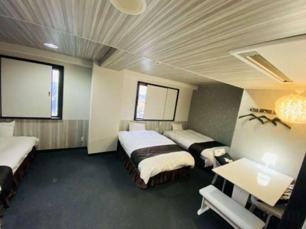 Miyakonojo Sun Plaza Hotel מראה חיצוני תמונה